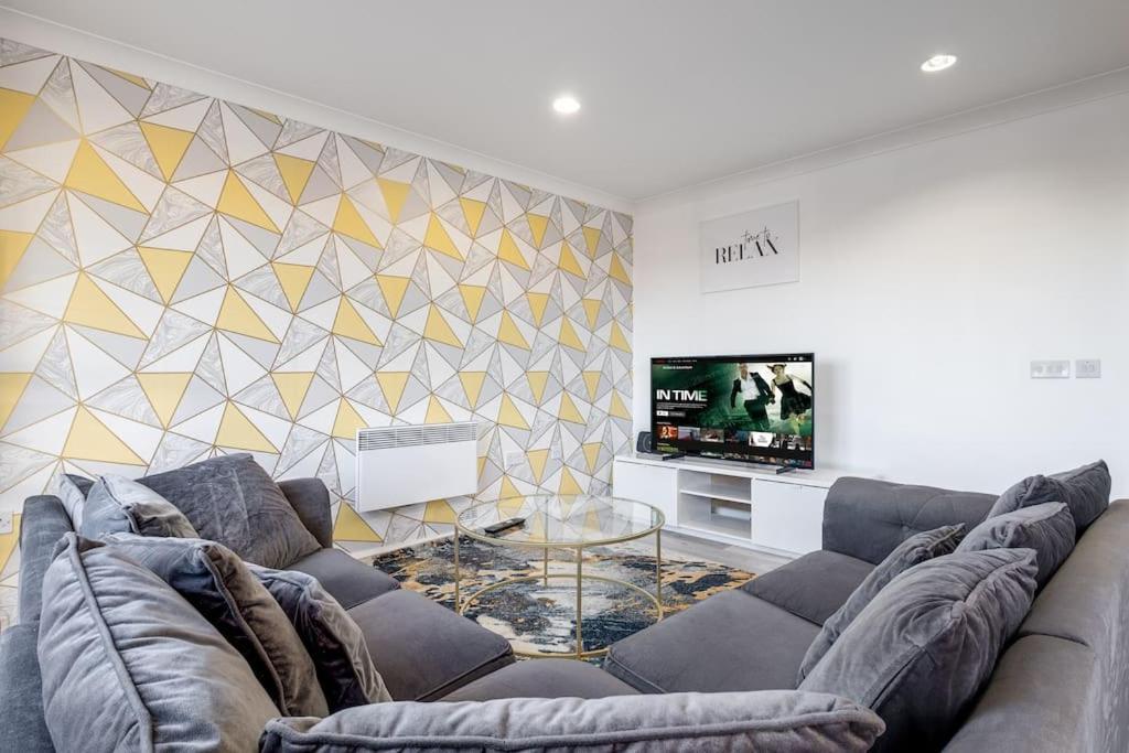 ברמינגהאם Ebra Stays - Luxury 2 Bedroom Apartment - מראה חיצוני תמונה